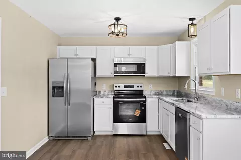 Kitchen - 12157 Octonia Rd, Orange, VA 22960 photo 2 of 3