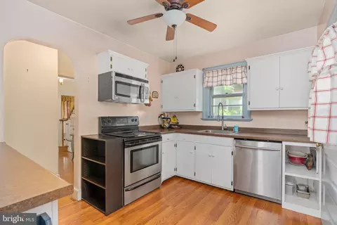 Kitchen - 195 Dabney St, Orange, VA 22960 photo 1 of 2