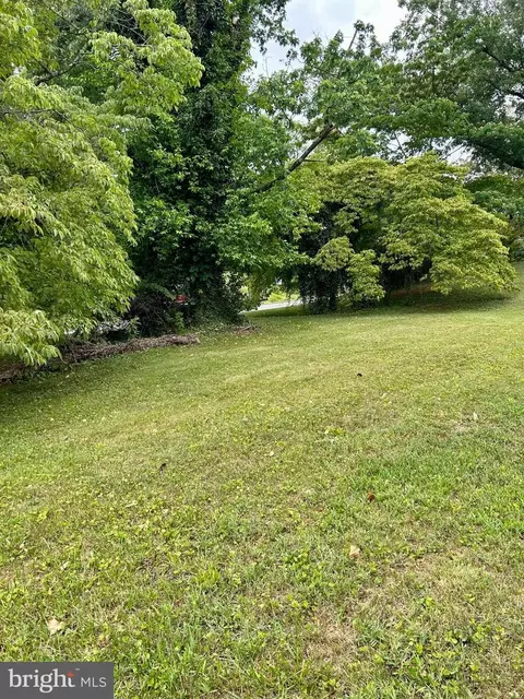 E Main Street, Orange, VA 22960