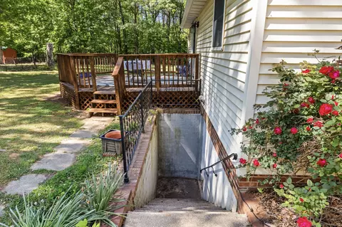 Exterior - 12467 Harbor Dr, Orange, VA 22960 photo 6 of 18
