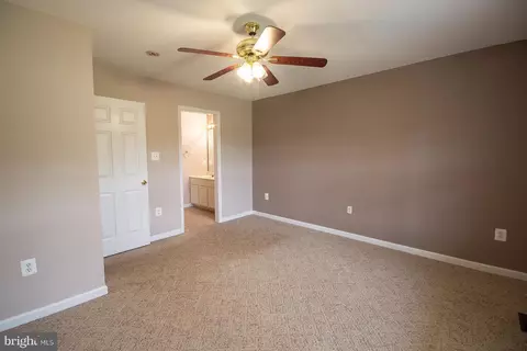 Bedroom - 9379 Stonegate Ln, Rhoadesville, VA 22542 photo 1 of 2