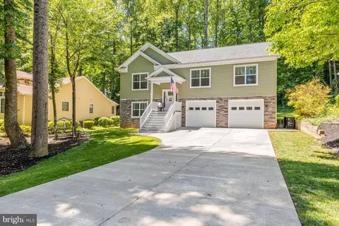 105 Edgemont Cir, Locust Grove, VA 22508
