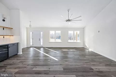 Living - 26375 Pennfields Dr, Orange, VA 22960 photo 1 of 2