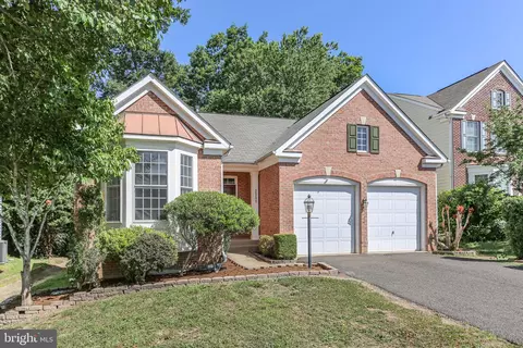 35277 Balmoral Dr, Locust Grove, VA 22508