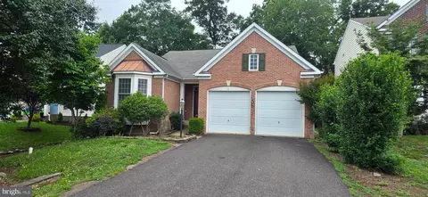 35277 Balmoral Dr, Locust Grove, VA 22508