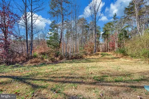Exterior - 5120 Burr Hill Rd, Rhoadesville, VA 22542 photo 7 of 8