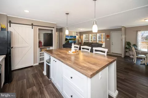 Kitchen - 5120 Burr Hill Rd, Rhoadesville, VA 22542 photo 7 of 7