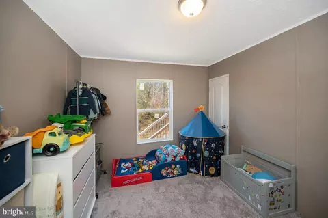 Bedroom - 5120 Burr Hill Rd, Rhoadesville, VA 22542 photo 7 of 7
