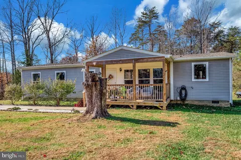 Exterior - 5120 Burr Hill Rd, Rhoadesville, VA 22542 photo 6 of 8