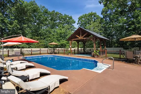 Exterior - 25360 Kylies Ln, Rhoadesville, VA 22542 photo 10 of 24