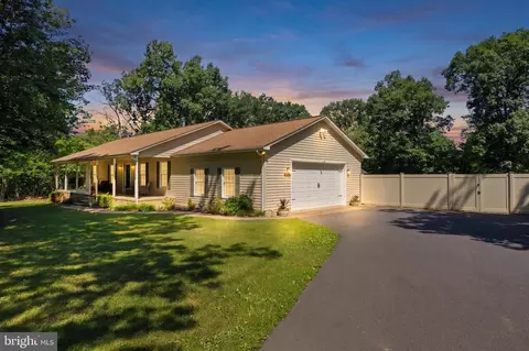 Exterior - 25360 Kylies Ln, Rhoadesville, VA 22542 photo 2 of 24
