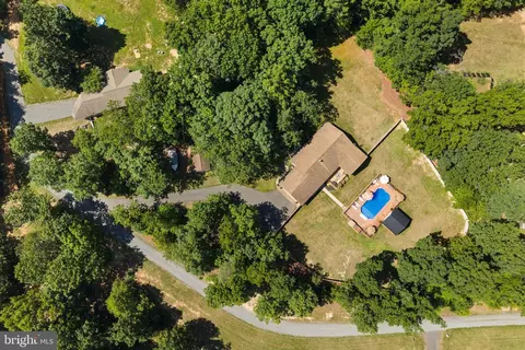 View/Area - 25360 Kylies Ln, Rhoadesville, VA 22542 photo 3 of 6
