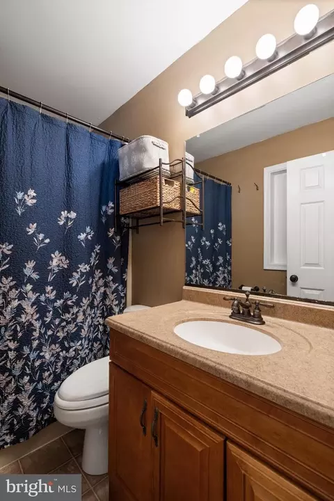 Bath - 25360 Kylies Ln, Rhoadesville, VA 22542 photo 1 of 3