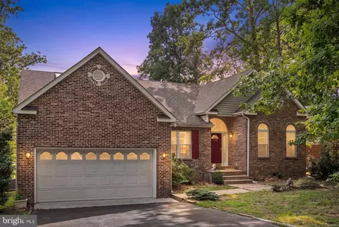 103 Eagle Ct, Locust Grove, VA 22508