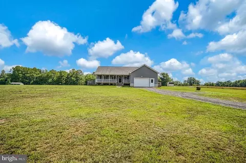 Exterior - 7295 Cornfield Ln, Rhoadesville, VA 22542 photo 2 of 7