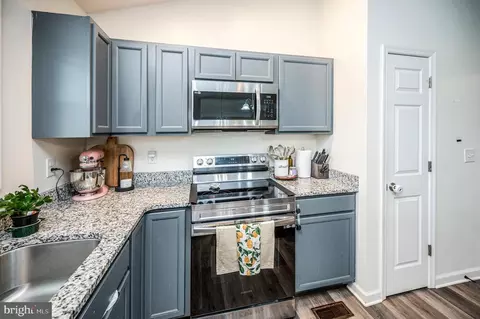 Kitchen - 7295 Cornfield Ln, Rhoadesville, VA 22542 photo 2 of 5