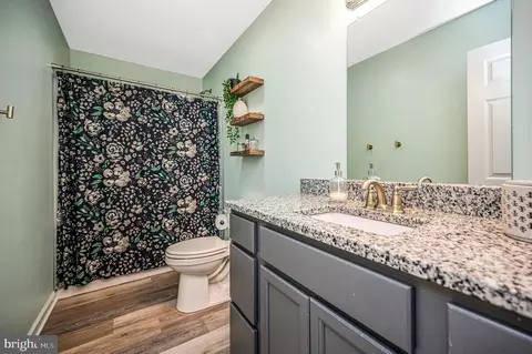 Bath - 7295 Cornfield Ln, Rhoadesville, VA 22542 photo 1 of 2