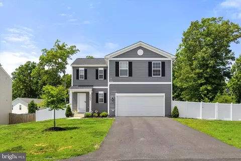 35699 Pine Needle Ln, Locust Grove, VA 22508
