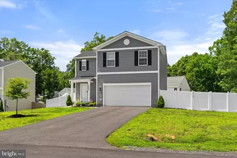 35699 Pine Needle Ln, Locust Grove, VA 22508