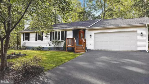 808 Mt Pleasant Dr, Locust Grove, VA 22508