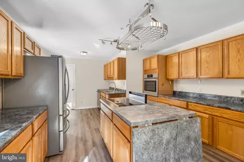 Kitchen - 28494 Constitution Hwy, Rhoadesville, VA 22542 photo 2 of 4