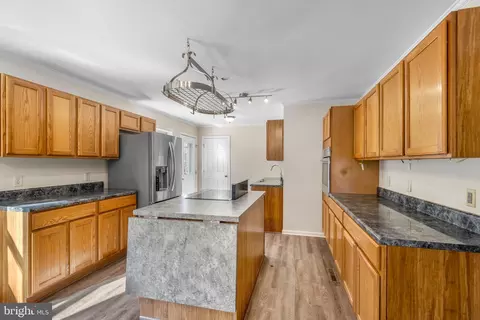 Kitchen - 28494 Constitution Hwy, Rhoadesville, VA 22542 photo 1 of 4