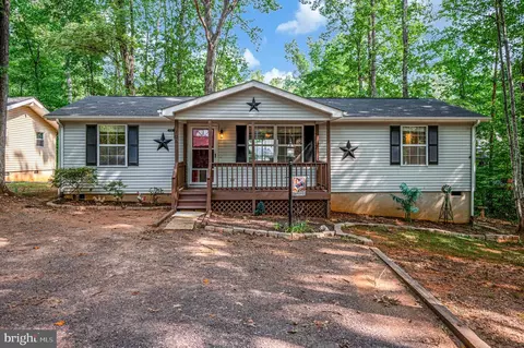 106 Edgehill Dr, Locust Grove, VA 22508