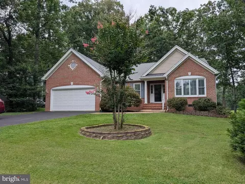 307 Green St, Locust Grove, VA 22508
