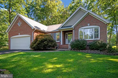 307 Green St, Locust Grove, VA 22508