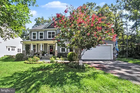 2425 Edgewood Dr, Locust Grove, VA 22508