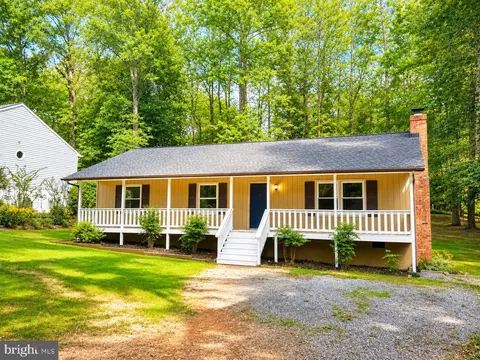 229 Washington St, Locust Grove, VA 22508