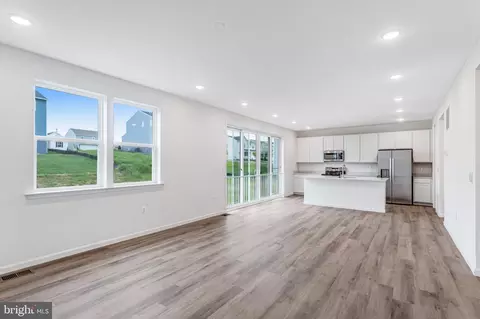 Entry Way - 505 Aster Ln, Orange, VA 22960 photo 5 of 13