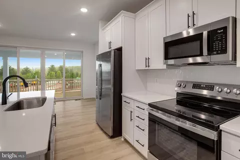 Kitchen - 626 Clover Ln, Orange, VA 22960 photo 3 of 3