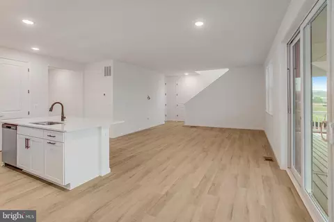 Living - 626 Clover Ln, Orange, VA 22960 photo 1 of 3