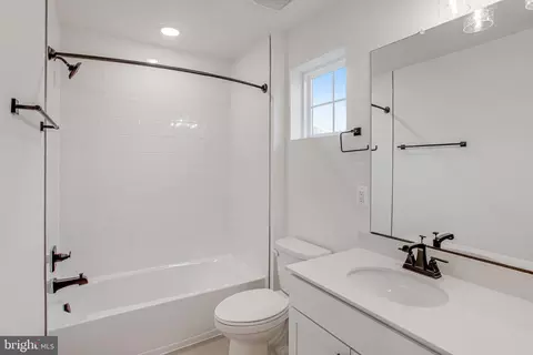 Bath - 626 Clover Ln, Orange, VA 22960 photo 2 of 2