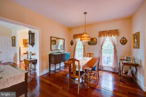 Dining - 6542 Pine Stake Rd, Culpeper, VA 22701 photo 2 of 3