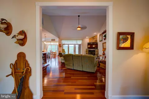 Entry Way - 6542 Pine Stake Rd, Culpeper, VA 22701 photo 3 of 7