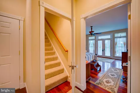 Entry Way - 6542 Pine Stake Rd, Culpeper, VA 22701 photo 6 of 7