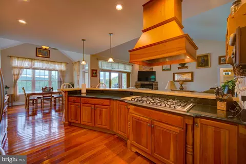 Kitchen - 6542 Pine Stake Rd, Culpeper, VA 22701 photo 4 of 7