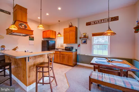 Kitchen - 6542 Pine Stake Rd, Culpeper, VA 22701 photo 5 of 7