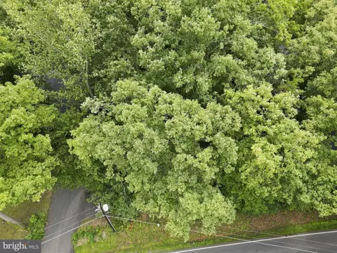 4246 Lakeview Pkwy, Locust Grove, VA 22508