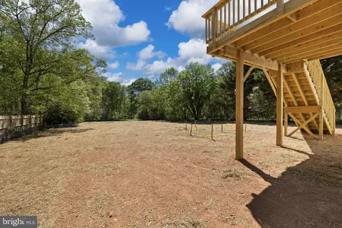 Exterior - 28264 Mine Run Rd, Rhoadesville, VA 22542 photo 2 of 10