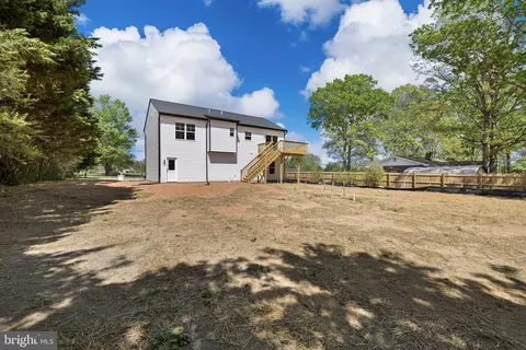 Exterior - 28264 Mine Run Rd, Rhoadesville, VA 22542 photo 8 of 10