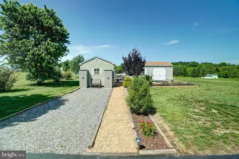 Exterior - 26476 Pennfields Dr, Orange, VA 22960 photo 8 of 11