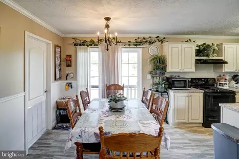 Dining - 26476 Pennfields Dr, Orange, VA 22960 photo 2 of 2