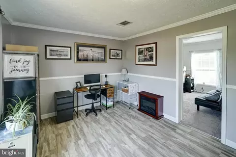 Entry Way - 26476 Pennfields Dr, Orange, VA 22960 photo 2 of 2