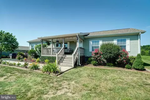 Exterior - 26476 Pennfields Dr, Orange, VA 22960 photo 1 of 11
