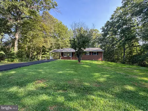 Exterior - 26365 Mountain Vw, Rhoadesville, VA 22542 photo 2 of 6