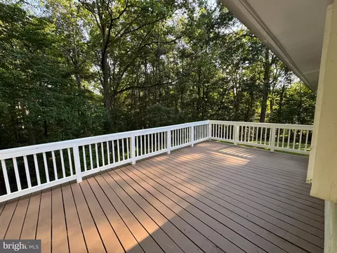 Exterior - 26365 Mountain Vw, Rhoadesville, VA 22542 photo 3 of 6