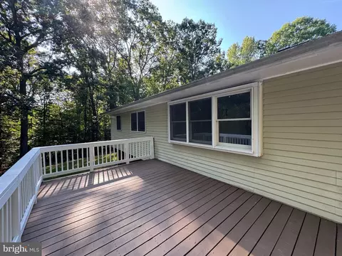 Exterior - 26365 Mountain Vw, Rhoadesville, VA 22542 photo 5 of 6